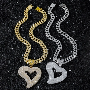 Collier avec pendentif cœur hip-hop serti de zircones cubiques en or et argent