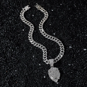 Hip-Hop Silber Löwenkopf Anhänger mit Iced-Out Panzerkette und funkelnden Zirkoniasteinen