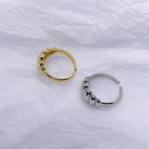 Set of 925 sterling silver twisted croissant rings in gold and silver finish