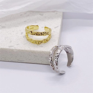 Minimalist S925 sterling silver wave rings with irregular hammered texture in gold and silver