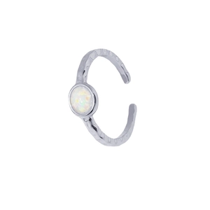 Anello aperto minimalista in argento S925 martellato con pietra di opale rotonda