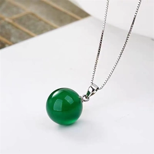 Minimalist S925 sterling silver necklace featuring a translucent green agate bead pendant