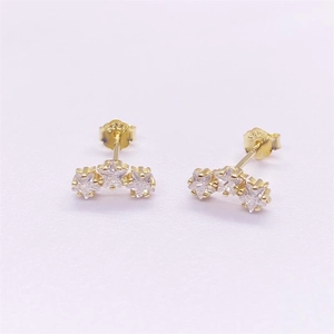 S925 sterling silver gold star stud earrings with three sparkling curved cubic zirconia