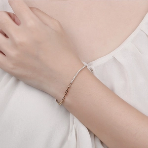 Élégant bracelet trombone en argent 925 avec chaîne tennis en zircon scintillante
