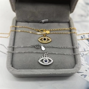 Collana con ciondolo occhio del diavolo blu in argento S925 con zirconi in oro e argento