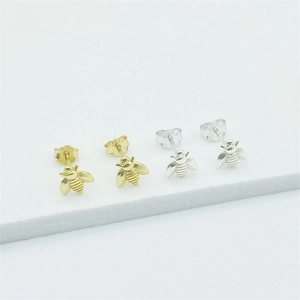 Minimalist S925 sterling silver honey bee stud earrings set in gold and silver finish
