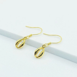 Elegant gold-plated S925 sterling silver shell drop earrings with textured finish