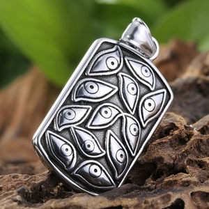 Collana con pendente occhio della provvidenza vintage in acciaio inox per uomo stile