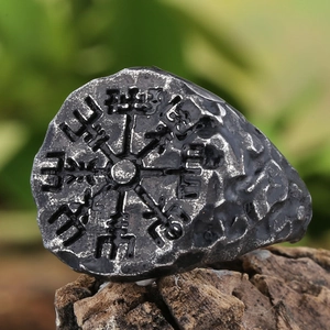 Viking Compass Vegvisir Ring For Men Retro 304 Stainless Steel Rune Signet Ring Nordic Odin Gothic Punk Hammered Band Jewelry Gift