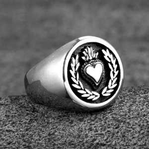 Vintage 316L Stainless Steel Sacred Heart Signet Ring For Men Women Gothic Punk Heart Laurel Wreath Polished Band Jewelry