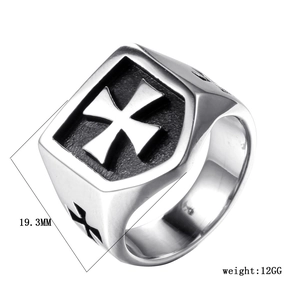 Detail of cross signet ring showing 19.3mm height and 12g weight specifications