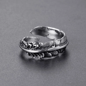 Vintage silver feather ring for men in retro stainless steel with adjustable open design