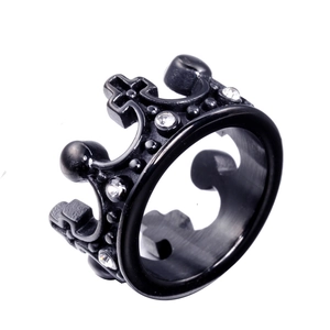 Bague couronne noire mate en acier inoxydable avec motif croix et pierres de zircon blanc