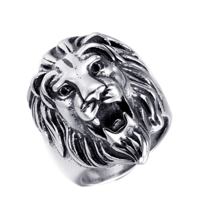 Retro stainless steel lion head ring with vintage silver finish and detailed relief