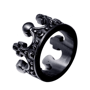 Bague couronne noire gothique en acier titane avec motifs croix et diamants noirs