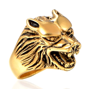 Bague tête de loup en acier inoxydable doré poli avec détails sculptés d'animaux