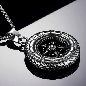 Retro punk Roman numeral wheel pendant necklace in stainless steel with box chain