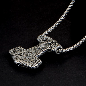 Vintage Thor's Hammer Mjölnir pendant necklace with Viking engravings on a box chain