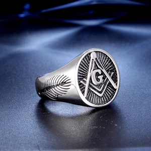 Vintage silver Masonic compass square ring for men with intricate side feather engravings