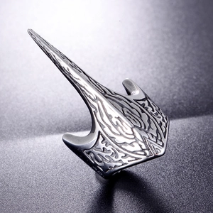 Gothic punk eagle claw ring in vintage titanium steel with detailed skeletal carving