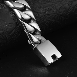 Bracelet gourmette pour homme en acier inoxydable poli avec fermoir à cliquet robuste