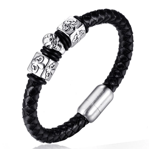 Men's Retro Punk Black Braided Leather Bracelet Titanium Steel Skull Cross Charm Magnetic Clasp Gothic Fashion Hand Jewelry