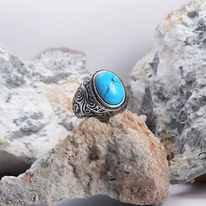 Vintage punk men's ring in silver tone with blue turquoise and intricate floral carvings