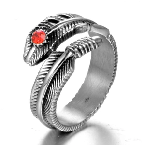 Bague Anneau Vintage en Acier Inoxydable Plume pour Hommes Style Punk Gothique avec Strass Rouge Texture Gravée Bijoux