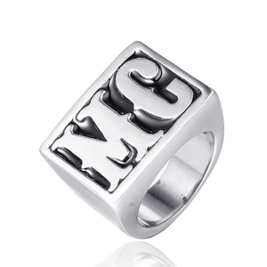 Men's Vintage Stainless Steel MC Letter Signet Ring Retro Punk Hip Hop Square Finger Ring Fashion Jewelry Accessory Gift