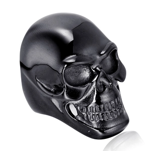 Gothic skull ring in polished black stainless steel shown from a 3D side perspective