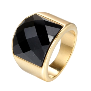 Vintage Palace Titanium Steel Ring For Men Square Cut Rhinestone Inlaid Gold Plated Fashion Signet Ring Men Jewelry