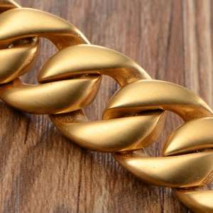 Herren Armband aus 316L Gold Edelstahl, grobe Gliederkette mit gebürstetem Matt-Finish