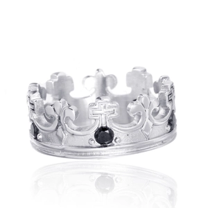 Vintage crown ring with black gemstones, cross and fleur-de-lis motifs in silver finish