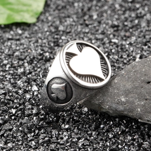 Vintage punk spade K ring for men made of durable titanium steel with oxidized finish