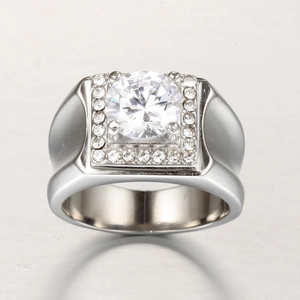 Polished silver titanium steel ring for men with great wall pattern and center zircon stone