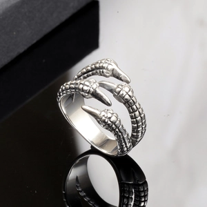 Men's gothic punk rocker claw ring in vintage stainless steel with scale details