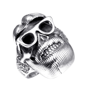 Vintage punk skull ring with glasses and thick beard detail in retro silver finish