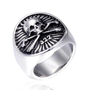 Polished stainless steel pirate ring with skull bones and 322 engraving in silver finish