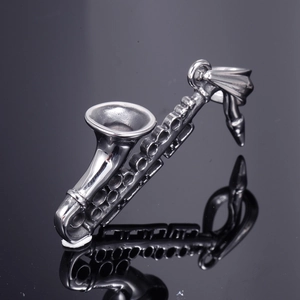 Polished 316L stainless steel saxophone pendant necklace for men with punk style design