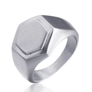 Bague Chevalière Hexagonale en Acier Inoxydable Rétro pour Homme Fini Mat Brossé Punk Minimaliste Bague Géométrique Bijoux Cadeau