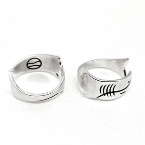 Anello squalo minimalista in argento sterling S925 con motivi a lisca di pesce