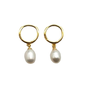 Elegant S925 sterling silver hoop earrings with natural freshwater pearl drops for women