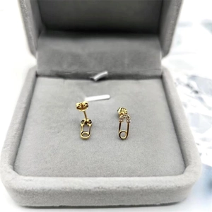 Boucles d'oreilles minimalistes en argent S925 doré en forme d'épingle de nourrice