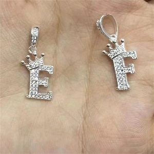 Pendentif alphabet couronne en argent S925 avec zircons scintillants pour femme