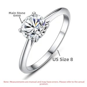 Détail d'une bague en argent S925 avec zircon de 6mm à six griffes, taille US 8