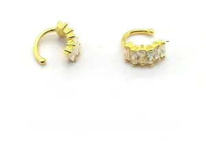 Detail view of gold S925 silver ear cuff with 10mm diameter and rectangular zircons