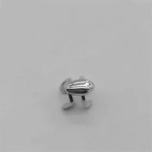 Minimalist S925 silver frog wrap open ring featuring a unique animal shaped jewelry design