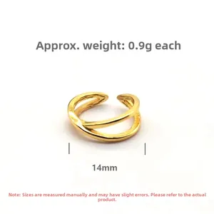 Détail de la bague croisée plaquée or indiquant 14mm de diamètre interne et un poids de 0,9g