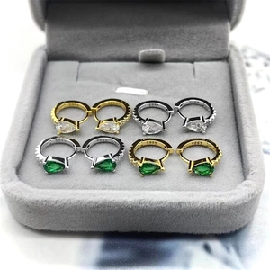 Boucles d'oreilles créoles S925 argent avec pierres taille poire en vert émeraude et blanc