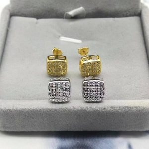 Boucles d'oreilles carrées en argent S925 avec zircons en or et argent sur coffret
